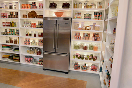 thechew01-2015-jpg-a4e43121a4b58e8de680738e6666b0d9